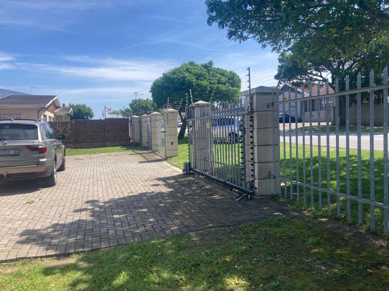 To Let Commercial Property for Rent in Newton Park Eastern Cape